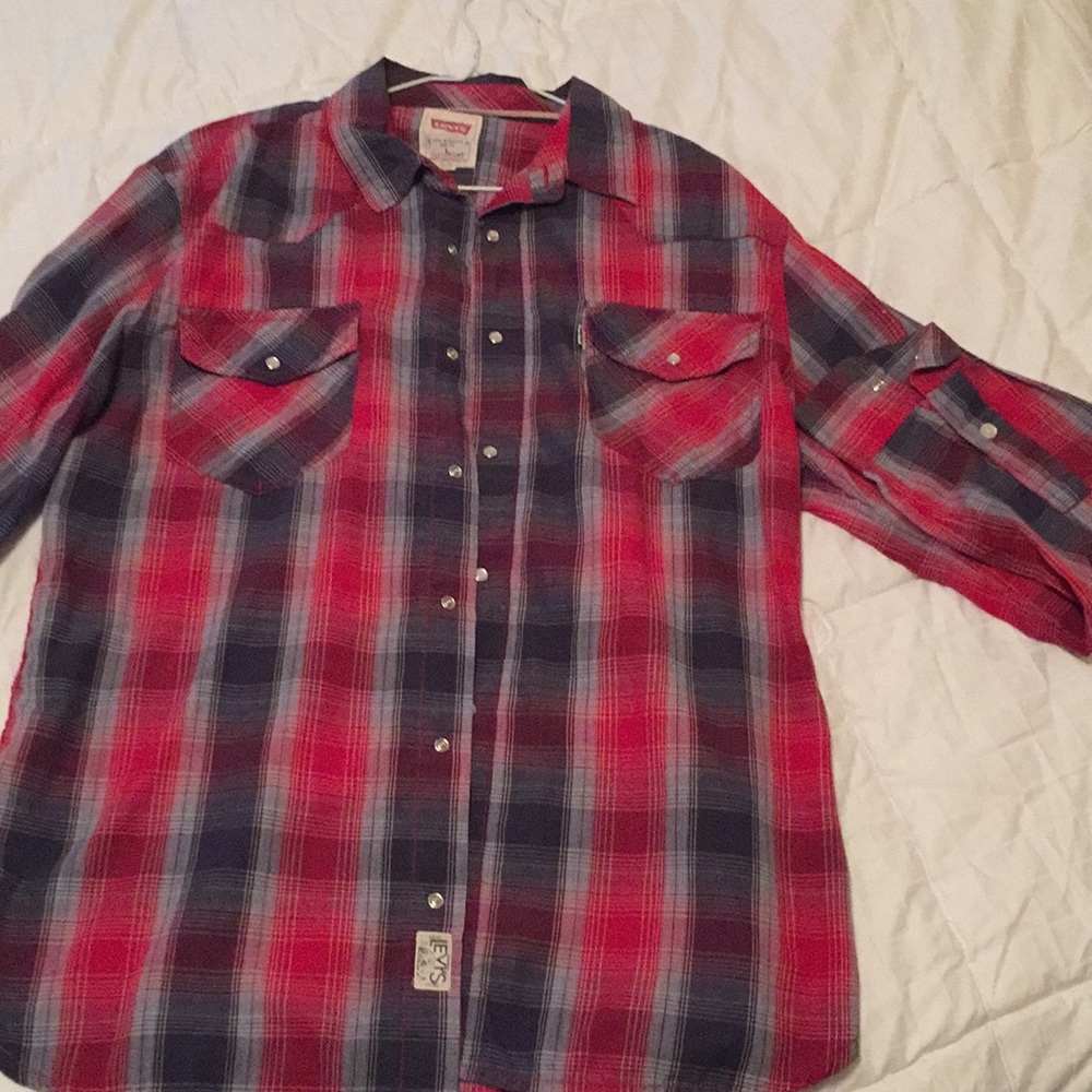 Levi’s button up shirt